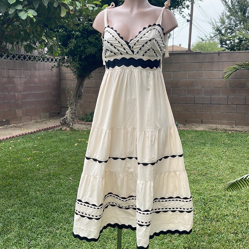 & Mercy Fully V-Neck Women’s Sz Small Cream Color Maxi Sundress W Black Trim